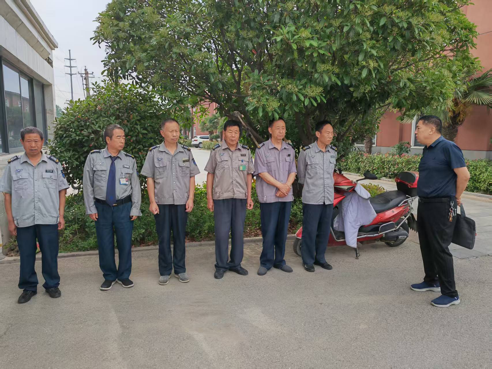 1762757768455092.jpg 1762757768455092.jpg