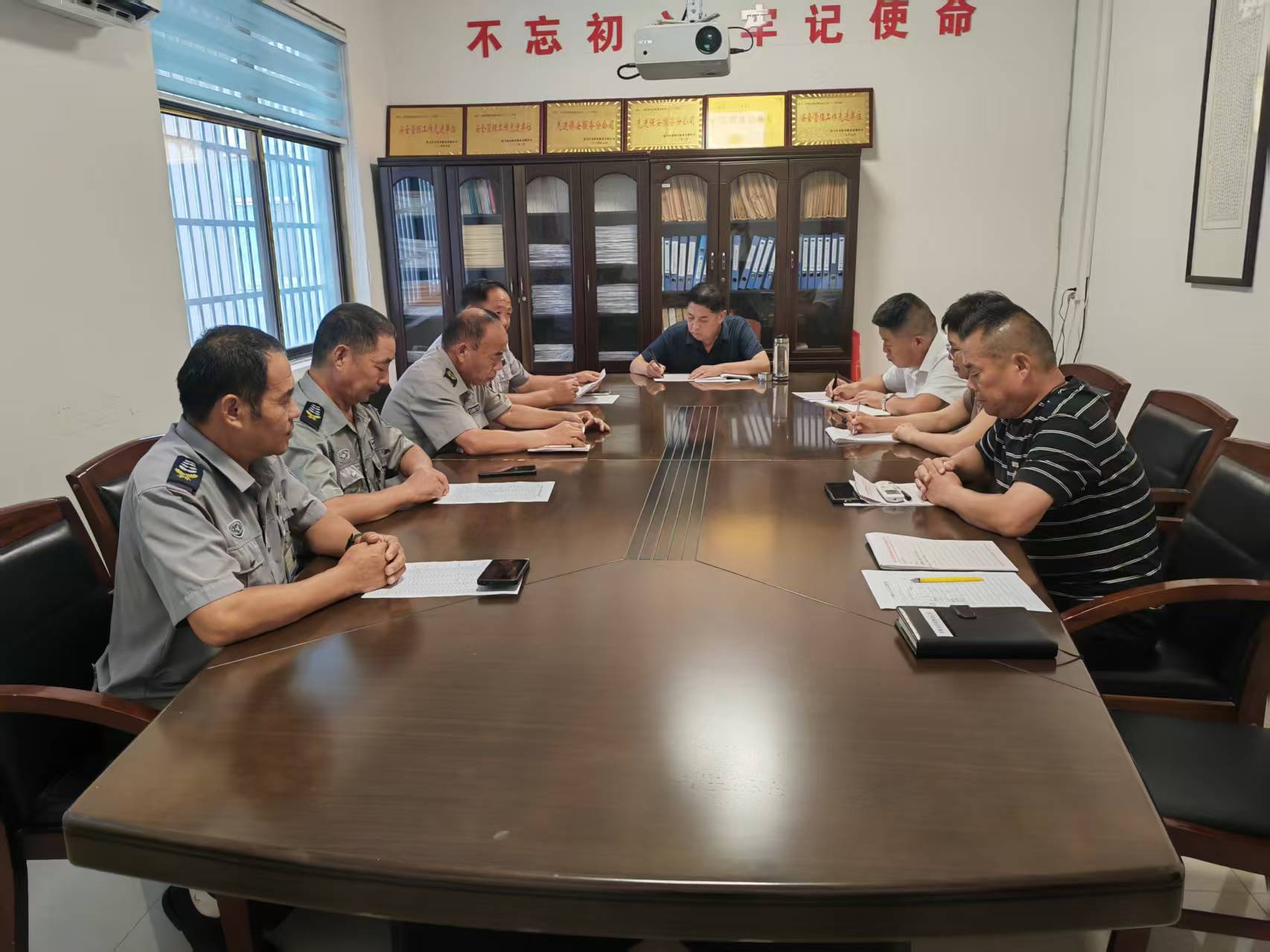 1763447999847494.jpg 1763447999847494.jpg